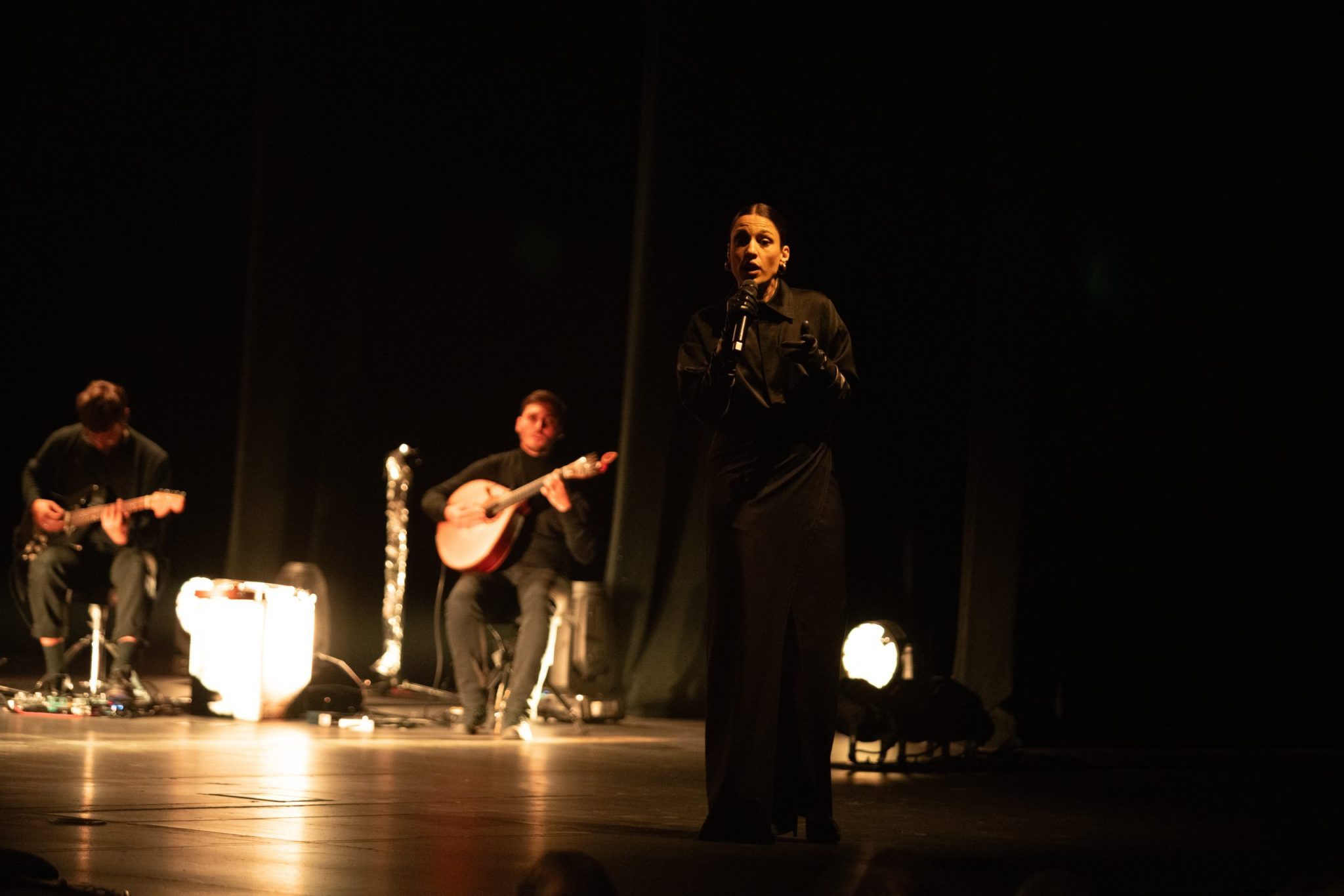Photo of Carminho onstage